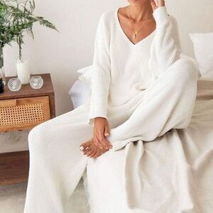 Om & Ah From The Earth Sz L / XL Ribbed Knit Lounge Pants White Wide Leg